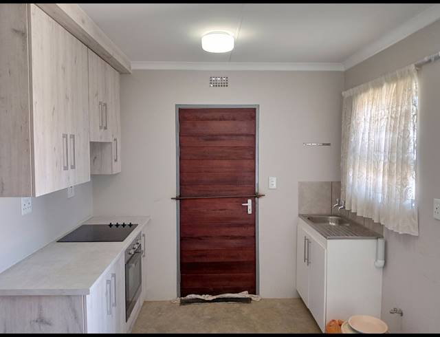 3 BEDROOM FREEHOLD FOR SALE IN NEW MODDER